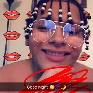 Meet your Posher, Emanuel